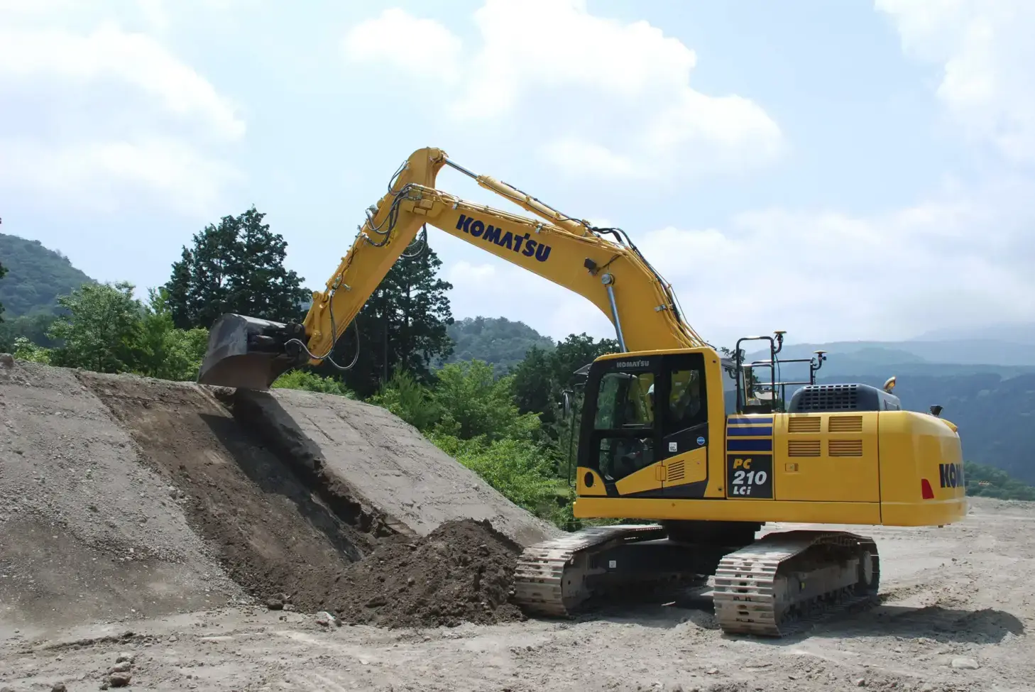 komatsu